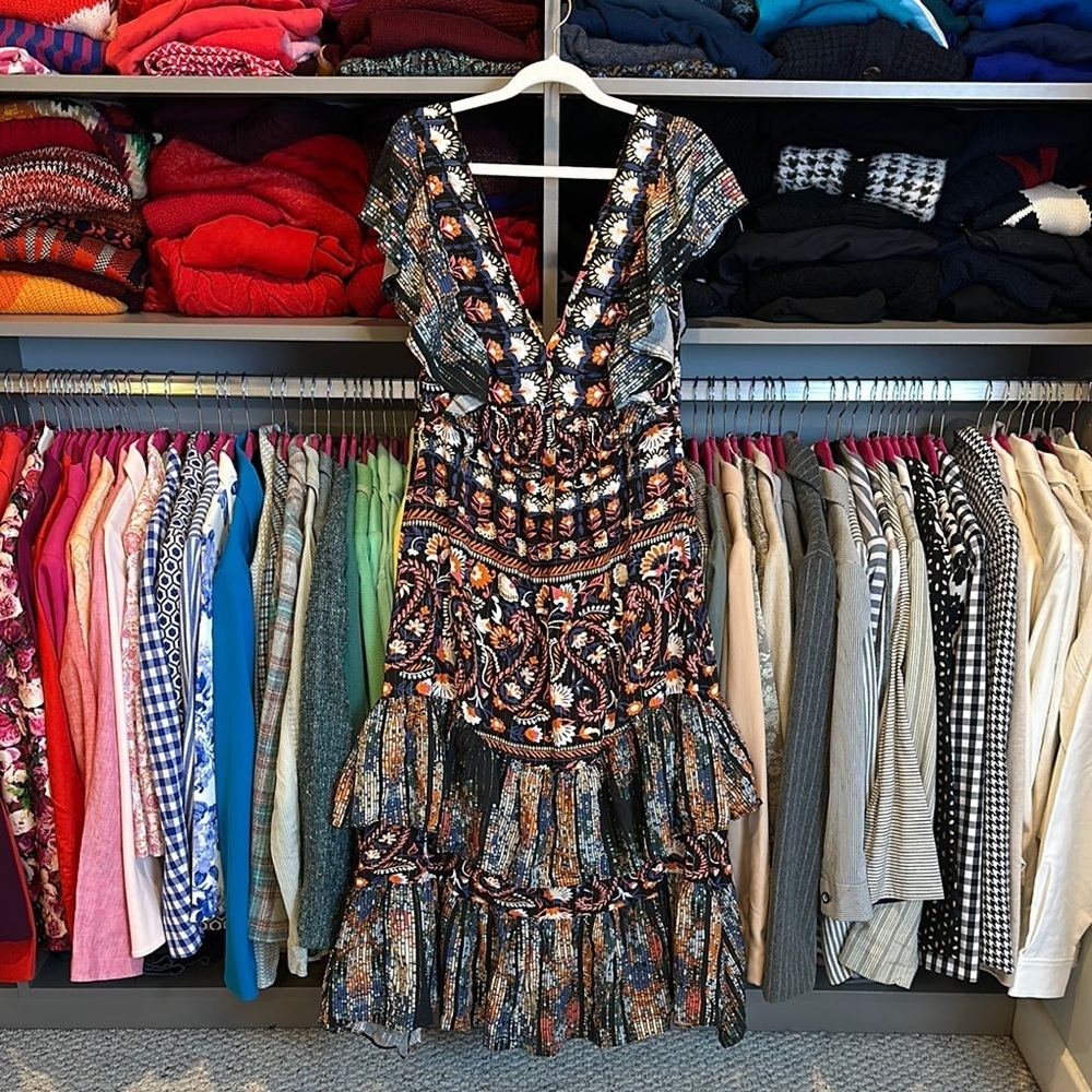 Forever 21 navy and orange print v neck tiered sleeveless maxi dress size M